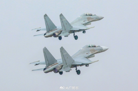 太帅了！空军新年度飞行训练硬核大图