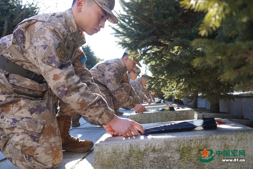 跨越时空，这是一场迟到70多年的“入列”