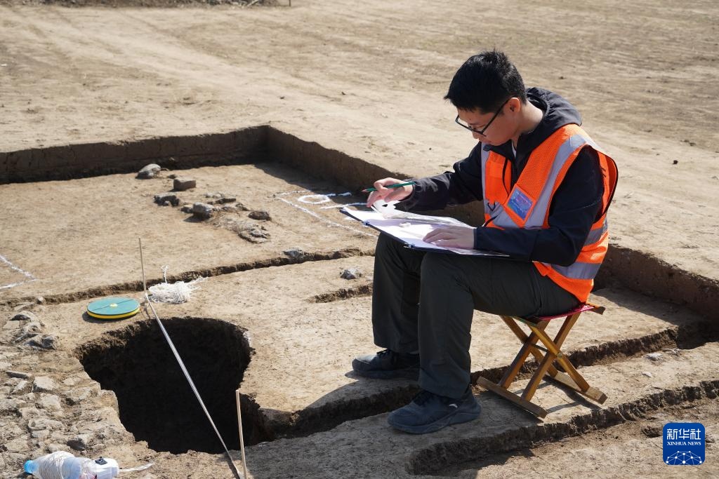 天津十四仓遗址首次发现元代环濠遗迹