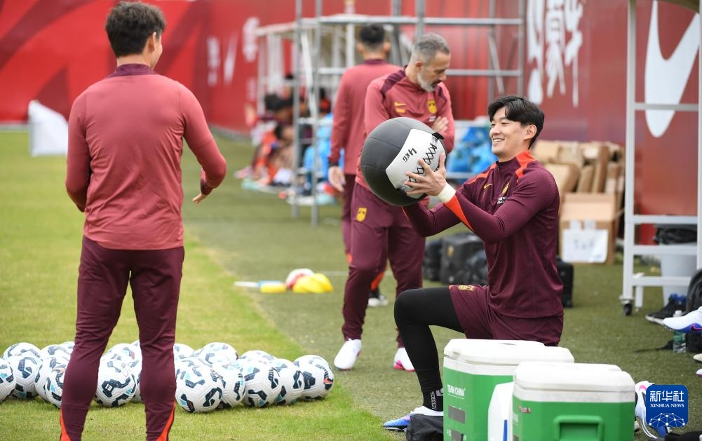 国足在广东集训 国足在广东集训