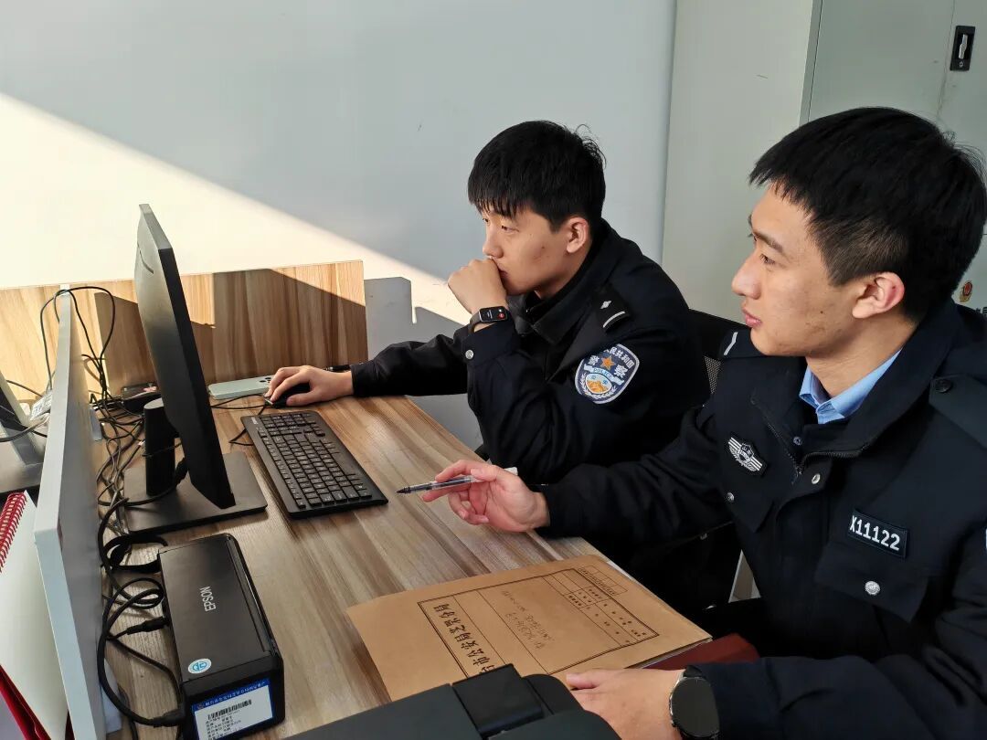 开业吉日竟收到祭奠花束，警方揪出恶意寄件人！