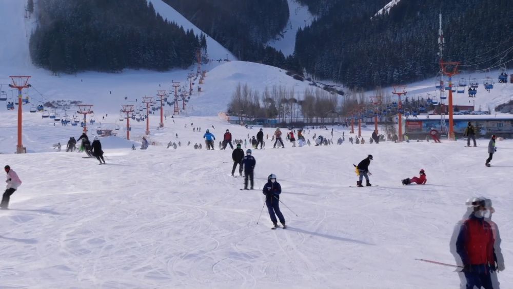 元旦假期各地特色文旅活动精彩纷呈