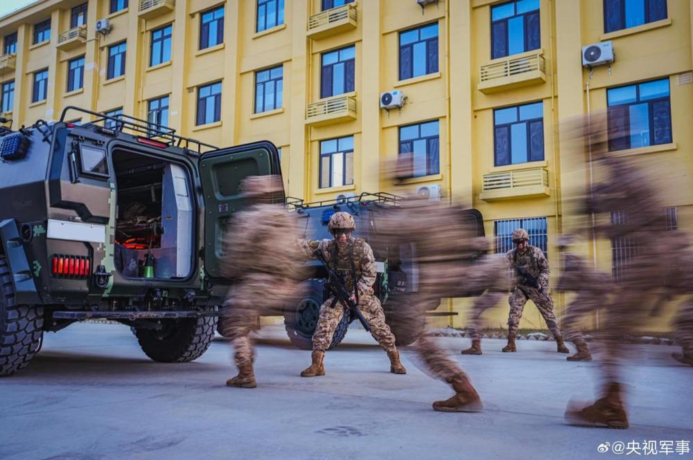 武警跨昼夜实战化训练战力拉满