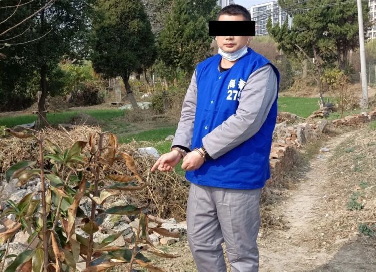 不知道他怎么想的？但人已经被抓了！