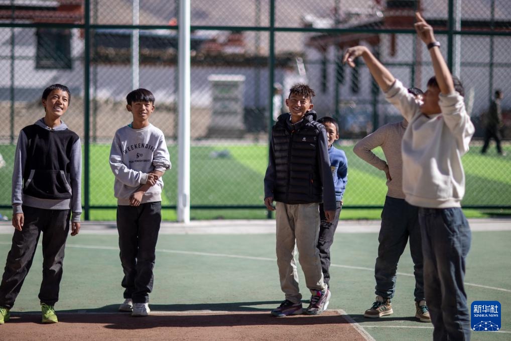 地震一年后，重访定日县森嘎村