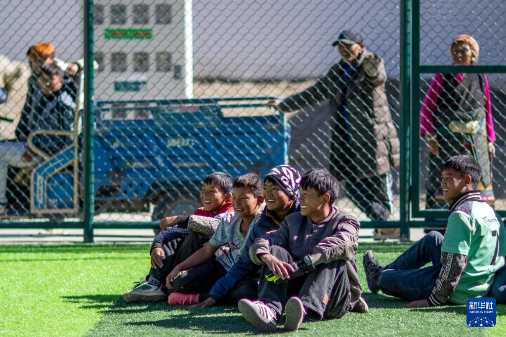 地震一年后，重访定日县森嘎村