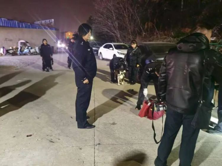 失联两天两夜！警民百人接力，深山寻回走失女子