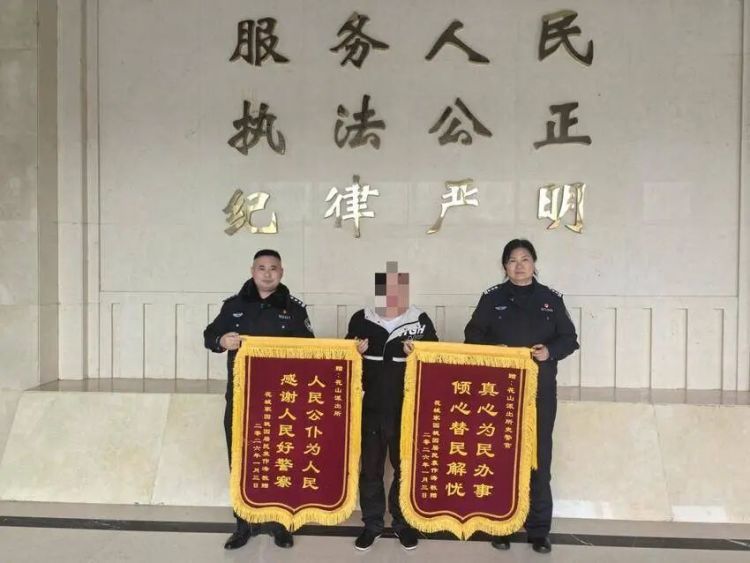 失联两天两夜！警民百人接力，深山寻回走失女子