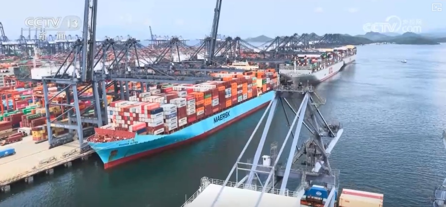 外贸向“新”向“绿”加速跑 以“造高端”巩固“卖全球”优势为经济增长注入新动能 外贸向“新”向“绿”加速跑 以“造高端”巩固“卖全球”优势为经济增长注入新动能