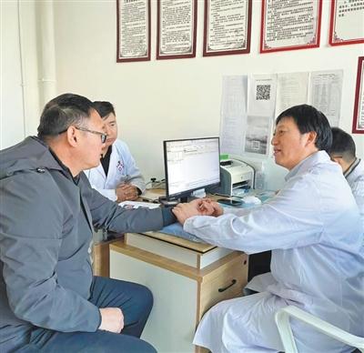 传承中医,守护农牧民健康(守望) 传承中医,守护农牧民健康(守望)