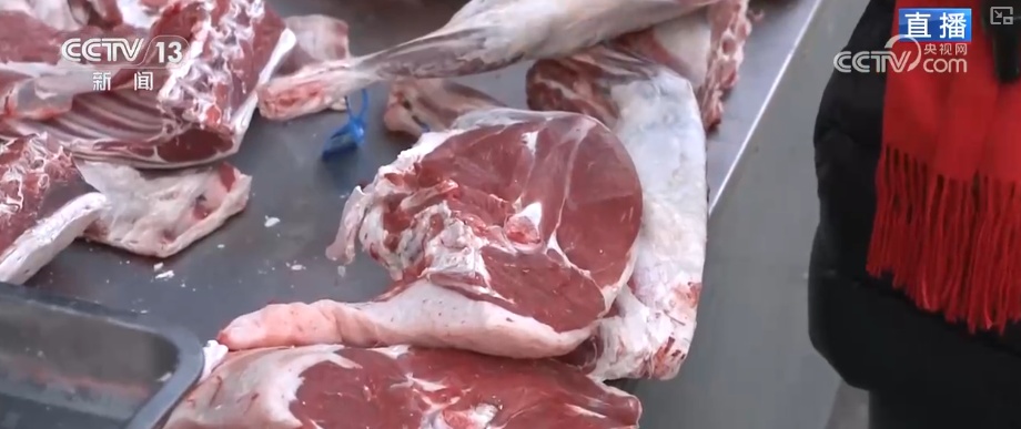 “菜篮子”“果盘子”量足价稳物丰 吃出人气“挤”出财气添彩火热“年经济” “菜篮子”“果盘子”量足价稳物丰 吃出人气“挤”出财气添彩火热“年经济”