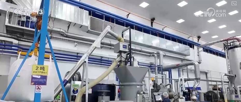 外贸向“新”向“绿”加速跑 以“造高端”巩固“卖全球”优势为经济增长注入新动能 外贸向“新”向“绿”加速跑 以“造高端”巩固“卖全球”优势为经济增长注入新动能