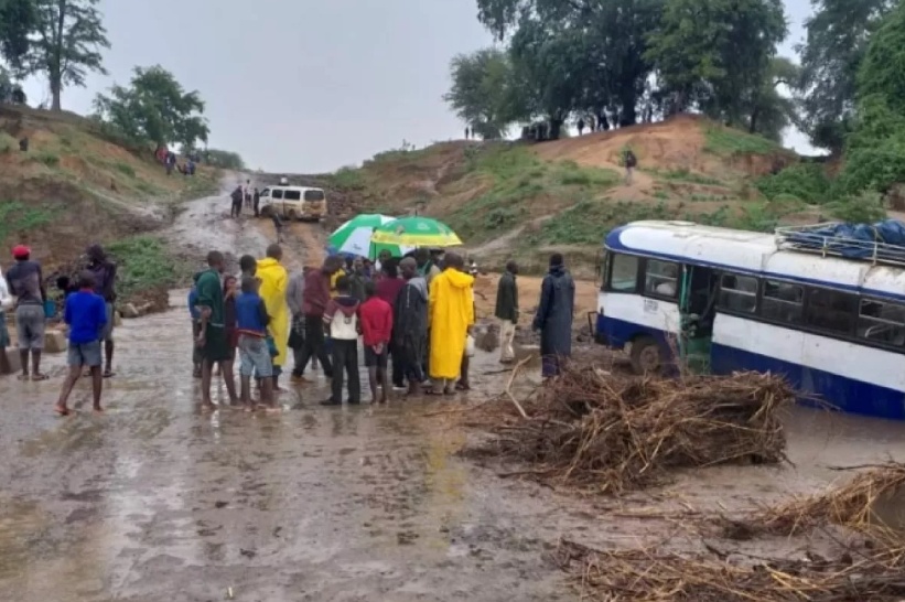 卢旺达突发雷击事件,9人当场死亡!当地为何频遭雷击之痛? 卢旺达突发雷击事件,9人当场死亡!当地为何频遭雷击之痛?