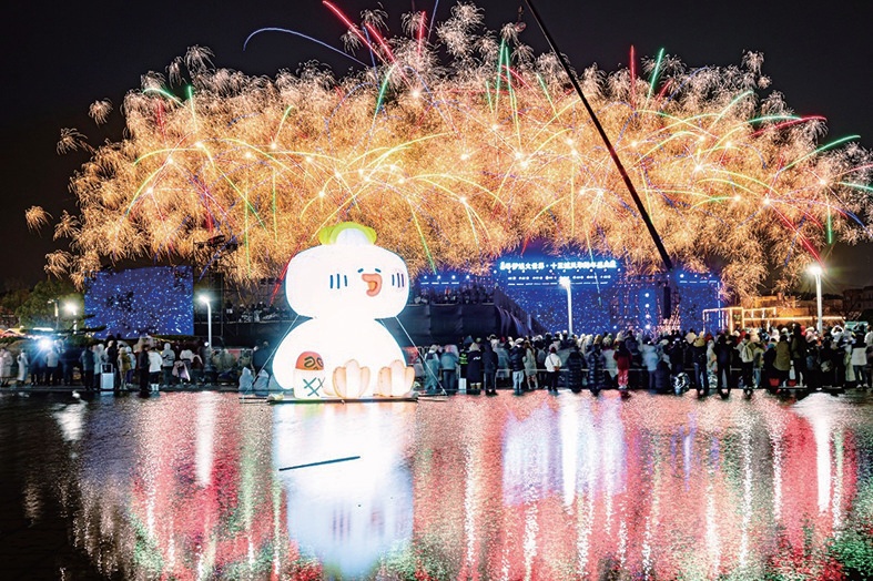 一场烟花秀的背后：有省份用它带动元旦消费近百亿！