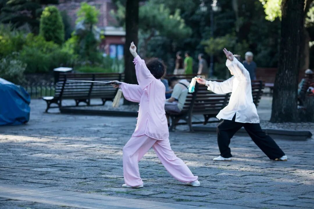 别只散步了!全球专家联合推荐“长寿运动配方”:3种运动,缺一不可 别只散步了!全球专家联合推荐“长寿运动配方”:3种运动,缺一不可