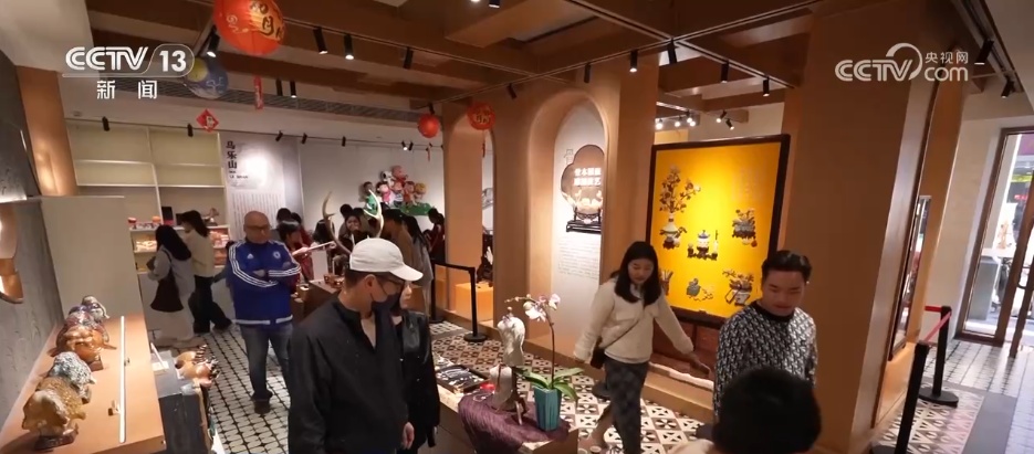 把历史文化做成好生意 百年老街“焕新”让文旅流量变成商业增量