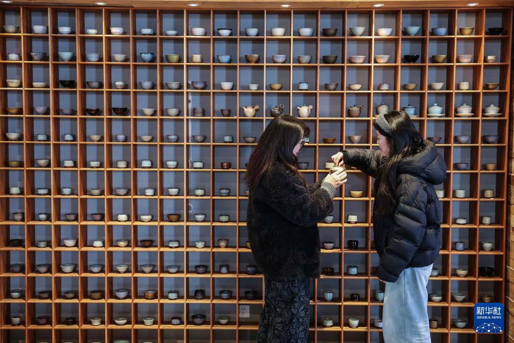 浙江金华：打造特色文旅新消费场景