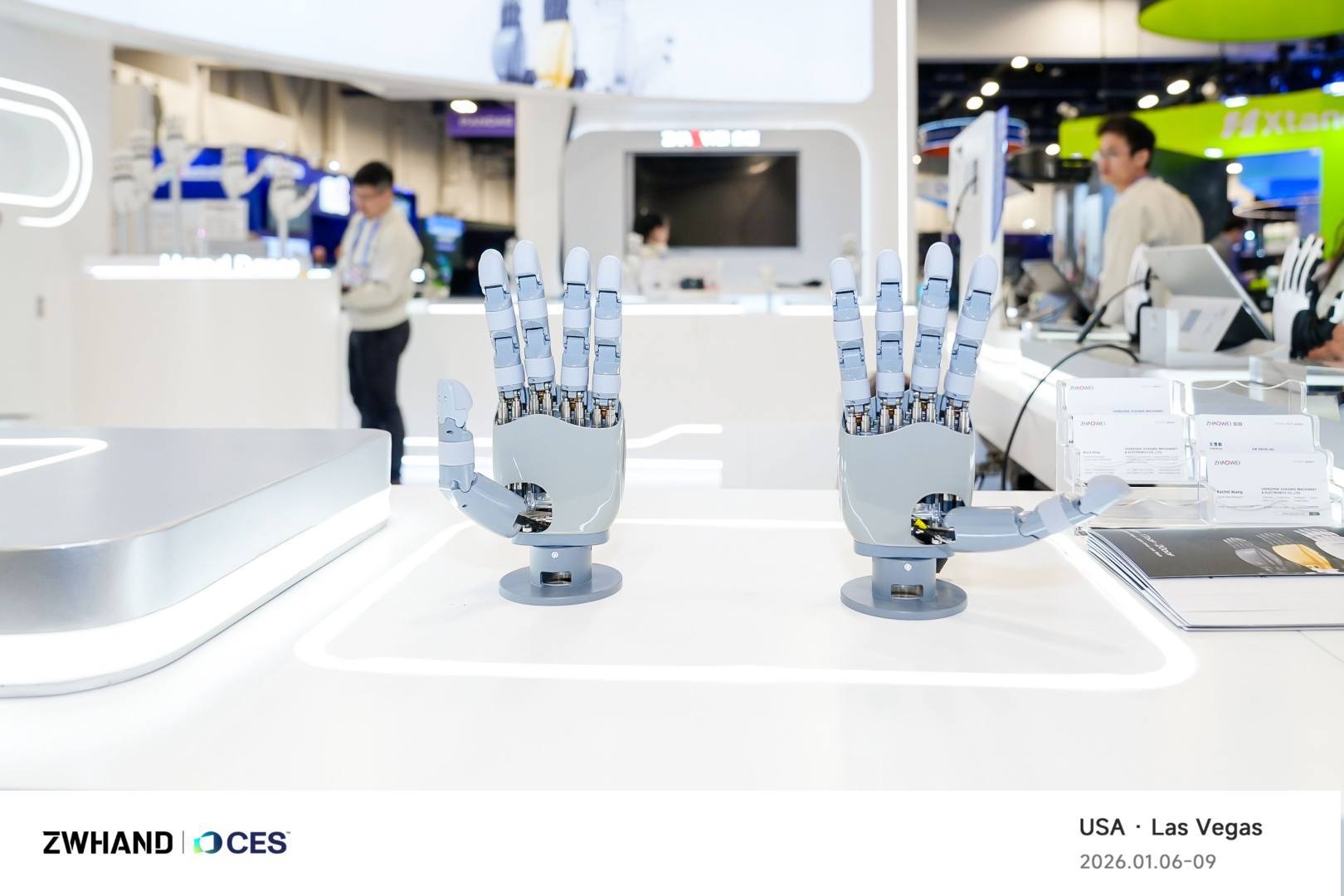 从“公斤级”到“百克级”：灵巧手如何突破机器人抓握边界