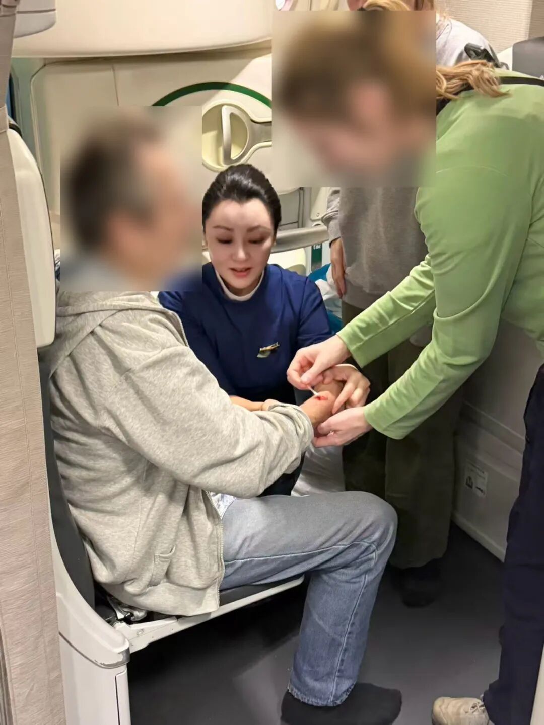 事发厦航MF812！两次紧急救助！