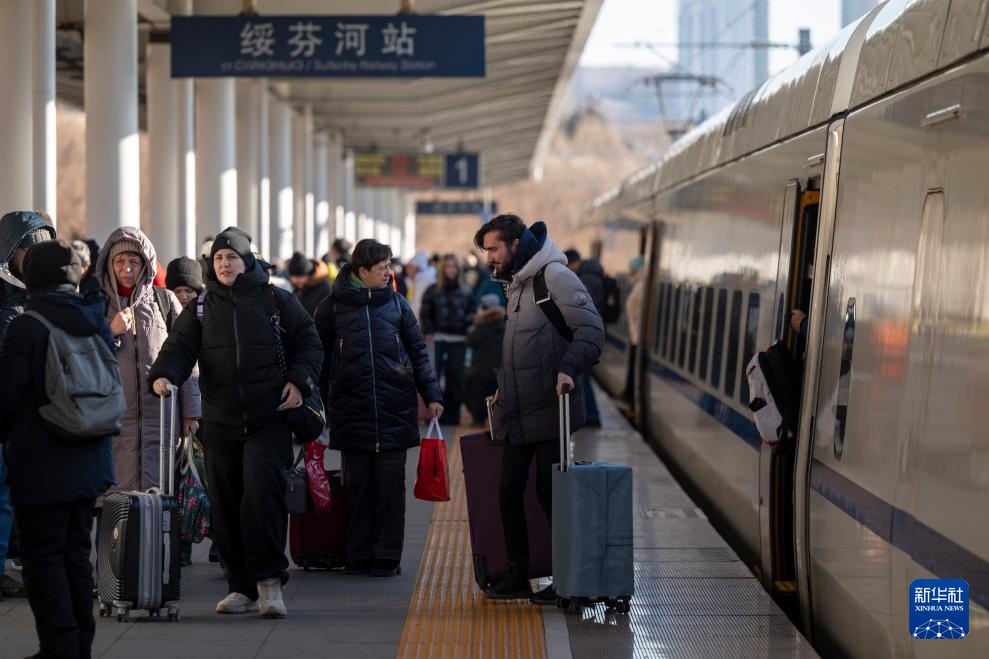 “百年口岸”绥芬河迎来跨境旅游热潮