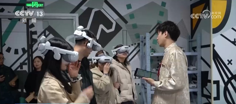 电影市场迎来火热开年 “电影+”多元消费新业态激活消费新引擎 电影市场迎来火热开年 “电影+”多元消费新业态激活消费新引擎