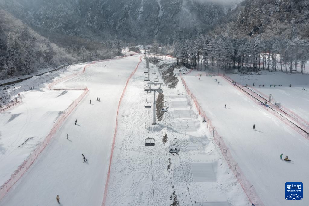 在四川畅享冰雪之乐