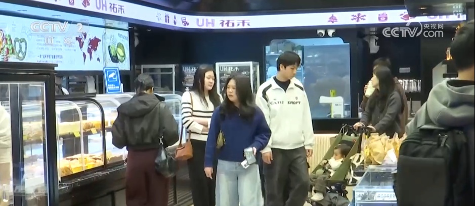 “一张票根”拉动消费链不断延伸 “电影+”流量转化为多领域消费增量