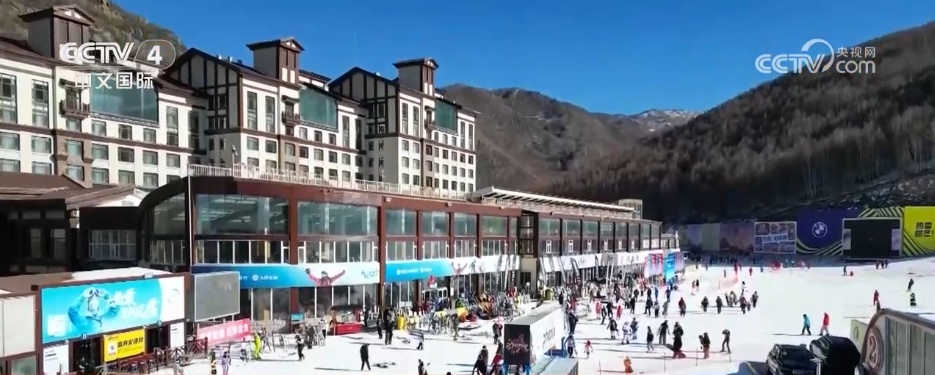 “冷资源”迸发“热动能” 冰雪季成为经济增长“黄金季” “冷资源”迸发“热动能” 冰雪季成为经济增长“黄金季”