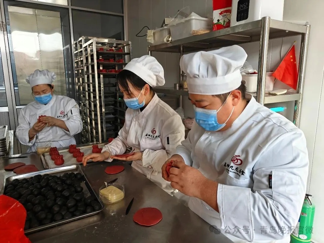 既好看又好吃!青岛这里的花馍馍卖爆了,订单一个接一个 既好看又好吃!青岛这里的花馍馍卖爆了,订单一个接一个