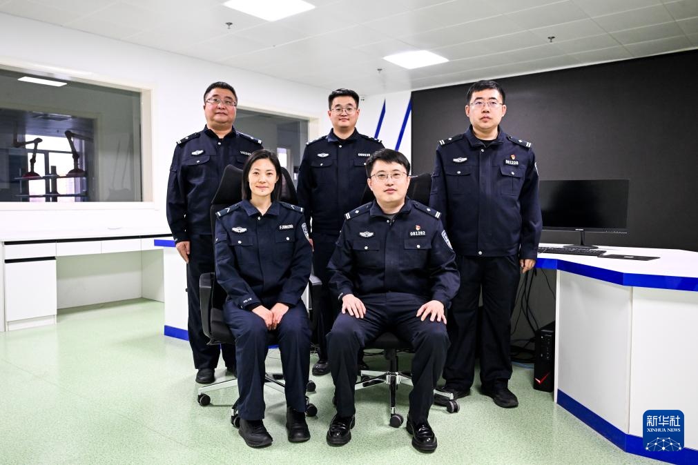 他们，为“国家的孩子”寻亲