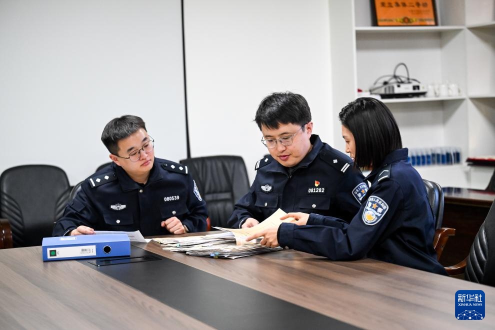 他们，为“国家的孩子”寻亲