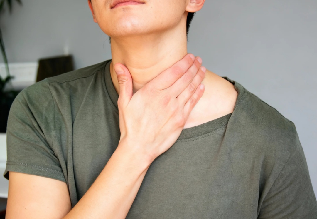 别再熬夜了！熬的不只是肝，还有甲状腺的健康，快来看看你中招了吗→