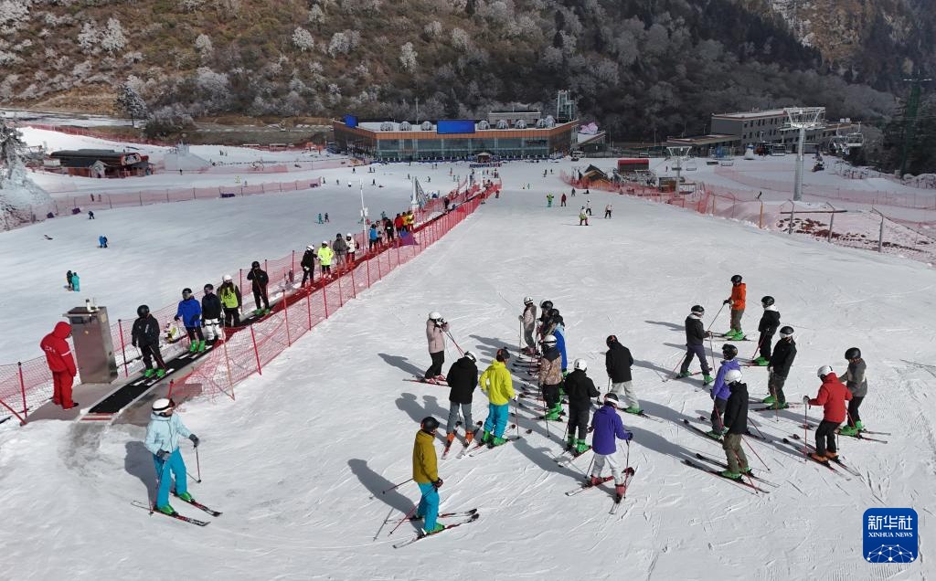 在四川畅享冰雪之乐