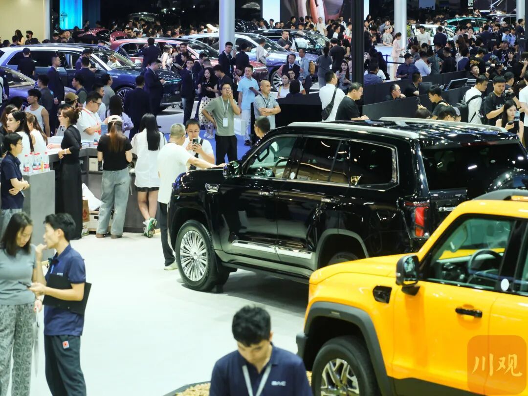 四川2025年摇号未中车主,能否延续享受2026年汽车补贴新政?记者求证→ 四川2025年摇号未中车主,能否延续享受2026年汽车补贴新政?记者求证→