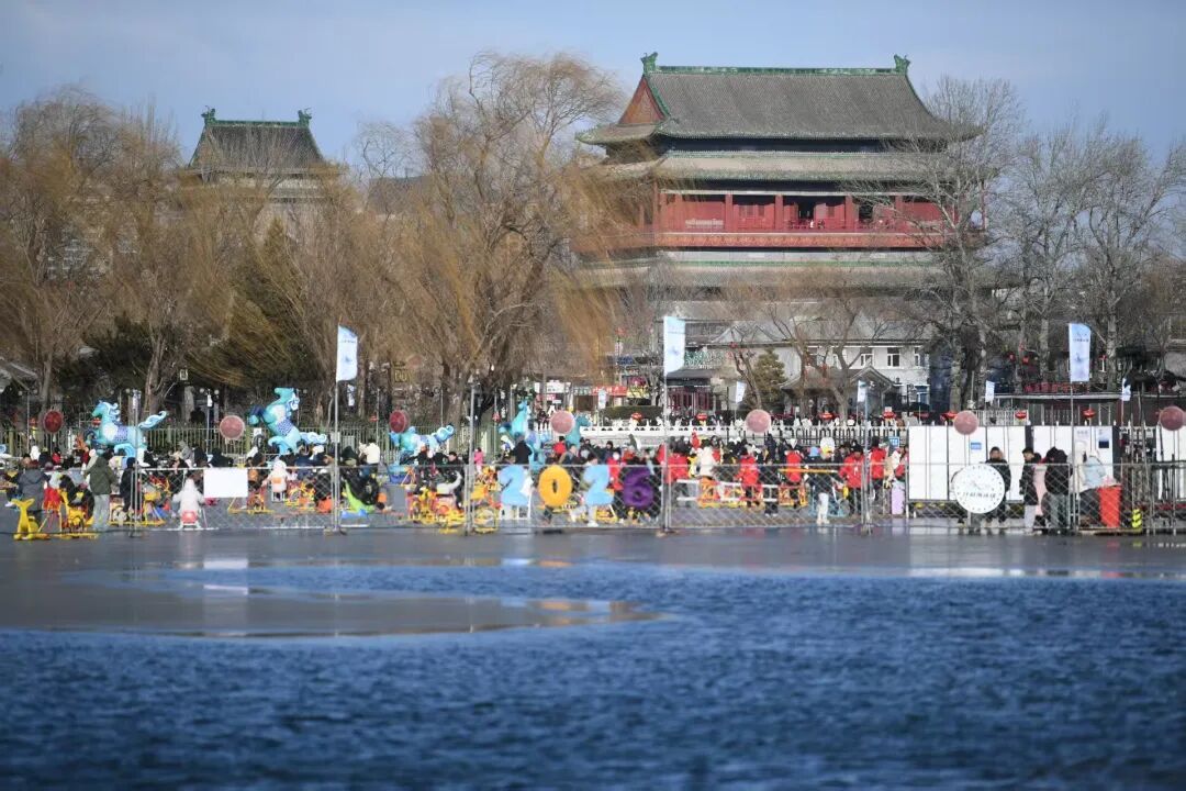 什刹海前海冰场,今天正式营业啦! 什刹海前海冰场,今天正式营业啦!