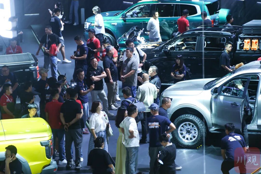 四川2025年摇号未中车主,能否延续享受2026年汽车补贴新政?记者求证→ 四川2025年摇号未中车主,能否延续享受2026年汽车补贴新政?记者求证→