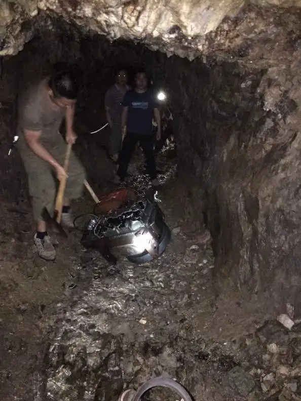 3名“淘金客”殒命雪峰山,市长在内14人被问责 3名“淘金客”殒命雪峰山,市长在内14人被问责