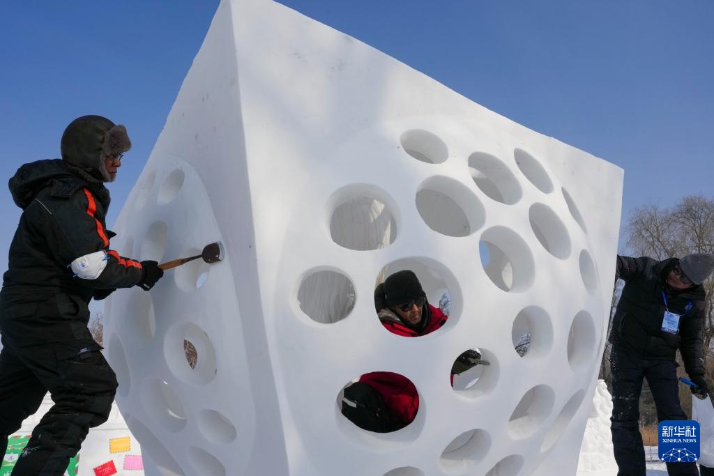 第28届中国·哈尔滨国际雪雕比赛收官 第28届中国·哈尔滨国际雪雕比赛收官