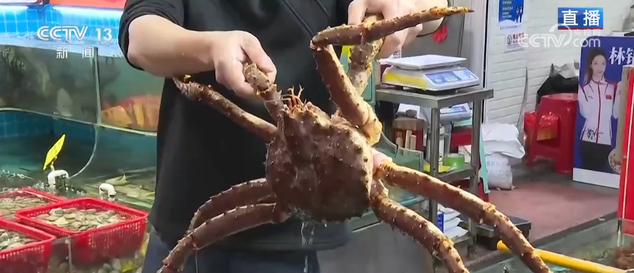 特色市集丰富节前市场 品质升级、暖意涌动点亮节前消费新图景