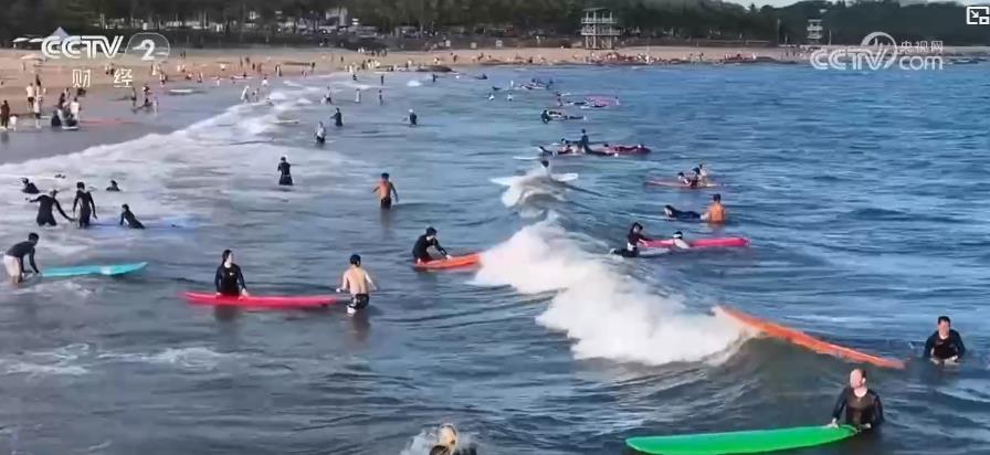 环岛高铁串联特色文旅 多元玩法激发消费活力加速释放