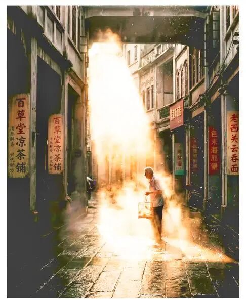 AI照片骗过5位评委获摄影比赛第一名？主办方临时替换获奖照片