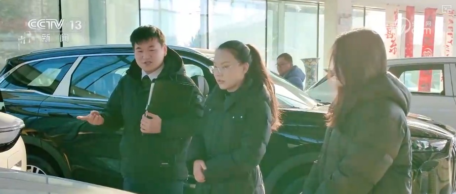 政府补、企业让,百姓乐享“焕”新!“真金白银”实惠助推跨场景消费再掀热潮 政府补、企业让,百姓乐享“焕”新!“真金白银”实惠助推跨场景消费再掀热潮