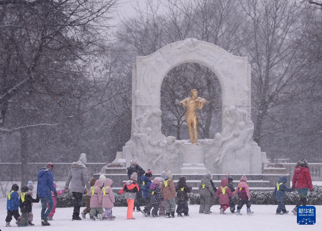 雪落维也纳 雪落维也纳