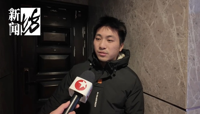 沪一男子崩溃求救：有家难回！根本进不了门…网友狠狠共情了