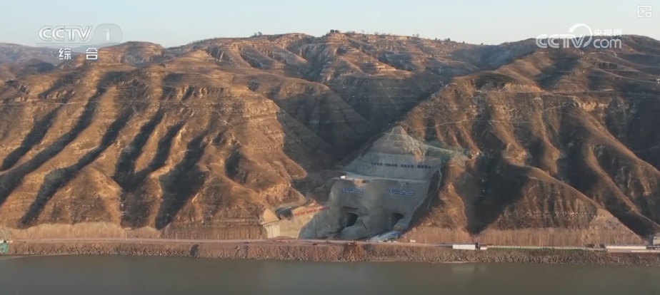 开好局、起好步“数”里行间感知信心 多领域亮眼表现积聚发展澎湃动能