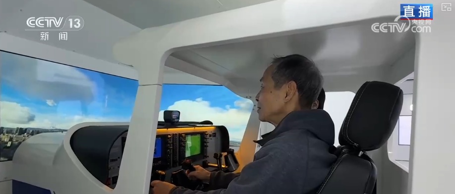 开年聚“智”互促双强 低空经济、智能网联、具身智能新技术齐聚“科技秀场”