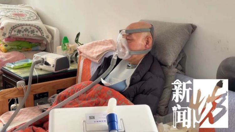 “真的会死人的”!上海一阿姨崩溃急哭,这事居然成家常便饭…… “真的会死人的”!上海一阿姨崩溃急哭,这事居然成家常便饭……