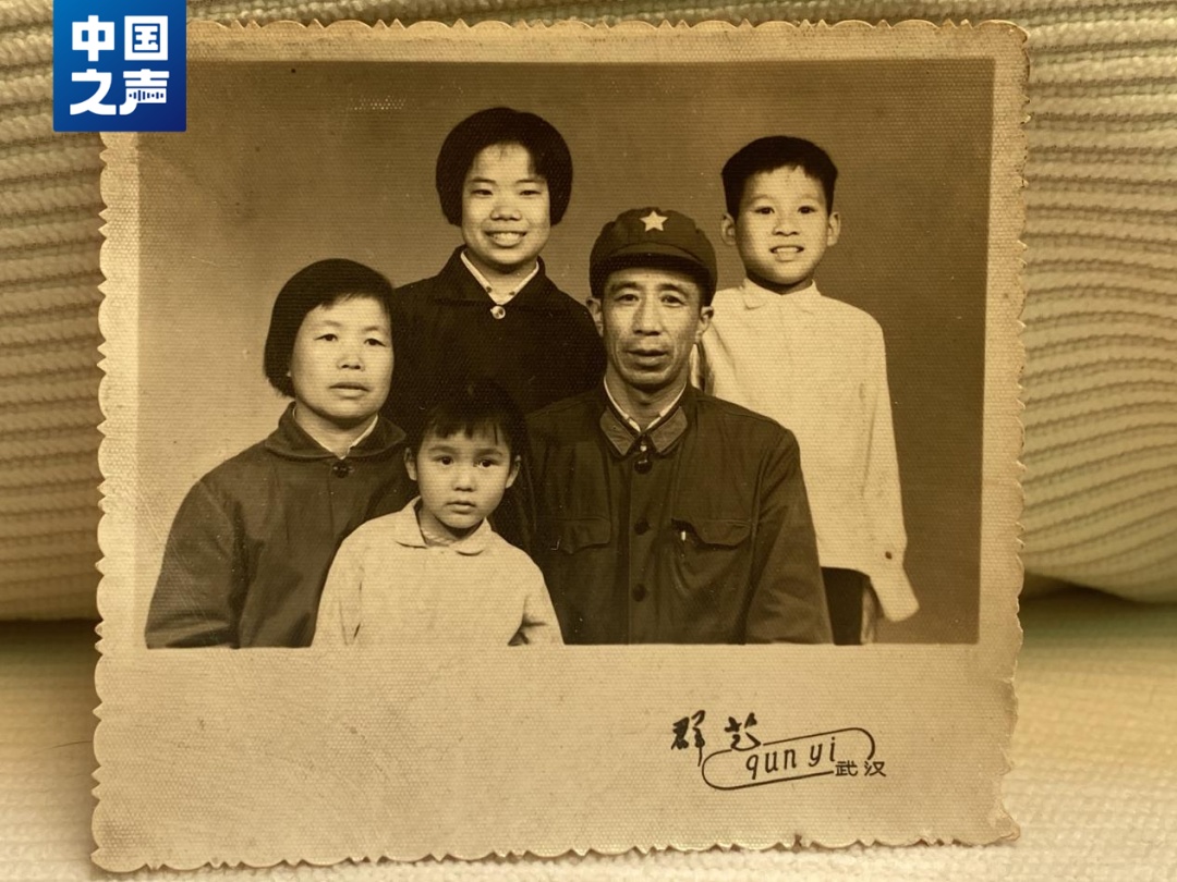 70岁出版第一本书，玉珍奶奶如何让10万粉丝在线追更？