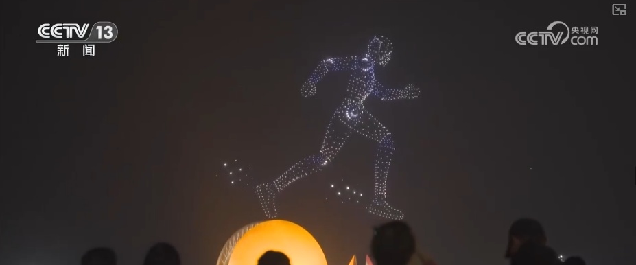 打造“万辆级”产能催生“万亿级”赛道 “看不见”的产业链助推低空经济飞得更高