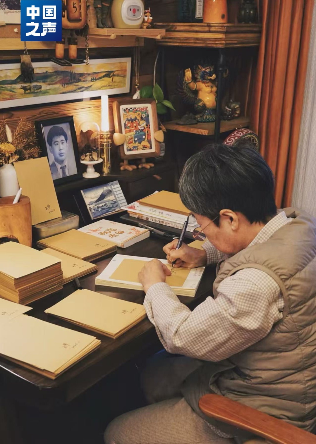 70岁出版第一本书，玉珍奶奶如何让10万粉丝在线追更？